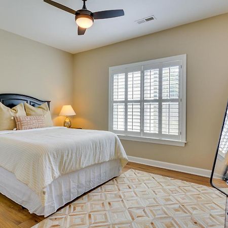 Greensboro Condo Rental Near Hospital And Trails! Exterior photo