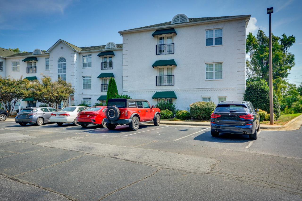 Greensboro Condo Rental Near Hospital And Trails! Exterior photo