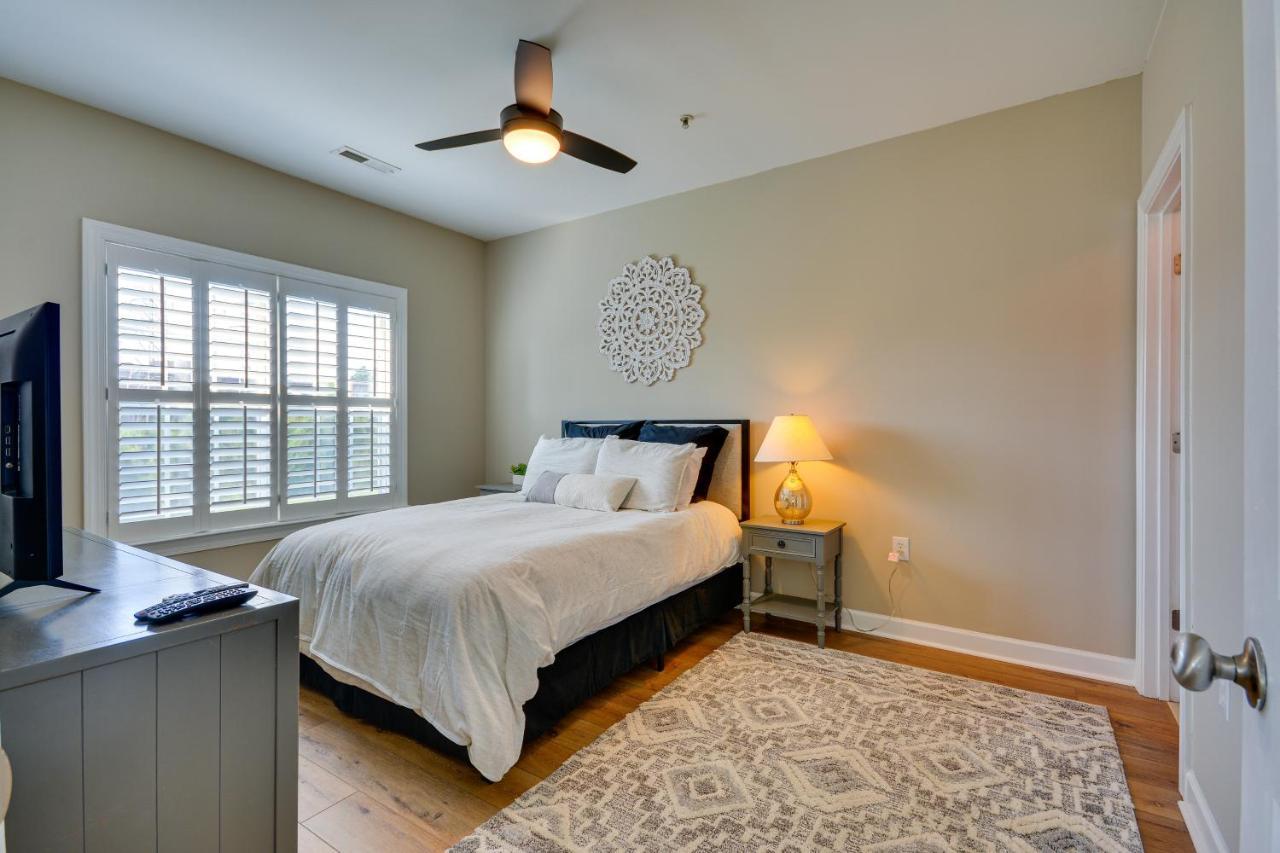 Greensboro Condo Rental Near Hospital And Trails! Exterior photo