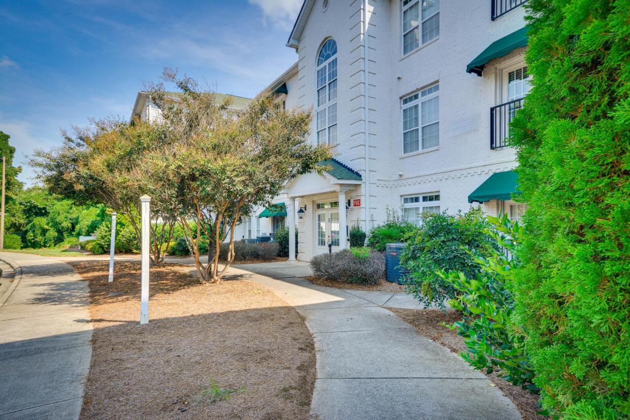 Greensboro Condo Rental Near Hospital And Trails! Exterior photo