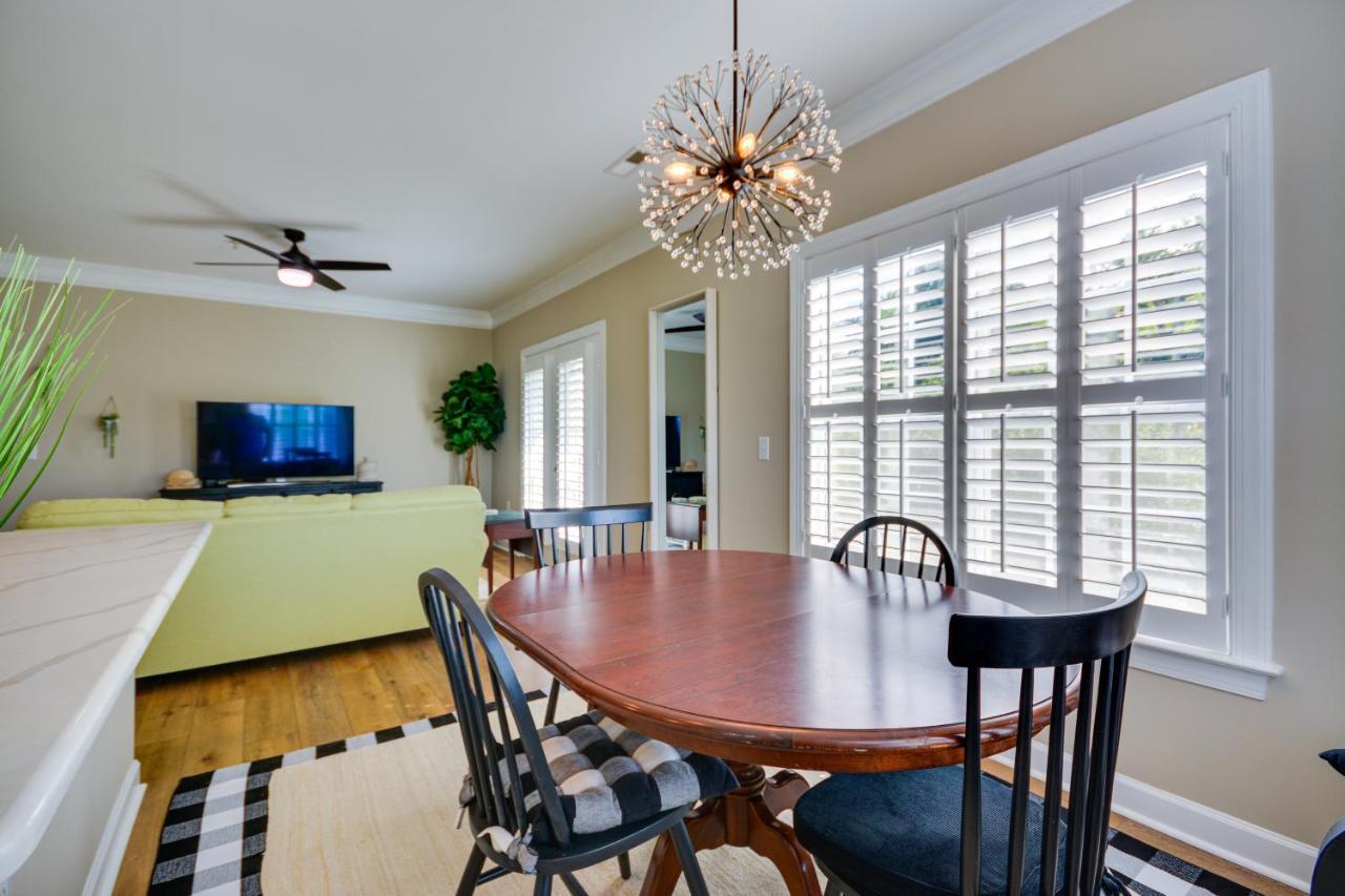 Greensboro Condo Rental Near Hospital And Trails! Exterior photo